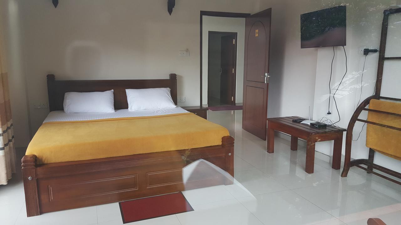 Delhousie Hotel Nallathanniya Exteriér fotografie